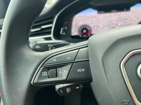 Used 2023 Audi Q8 Premium AWD/4WD image 19