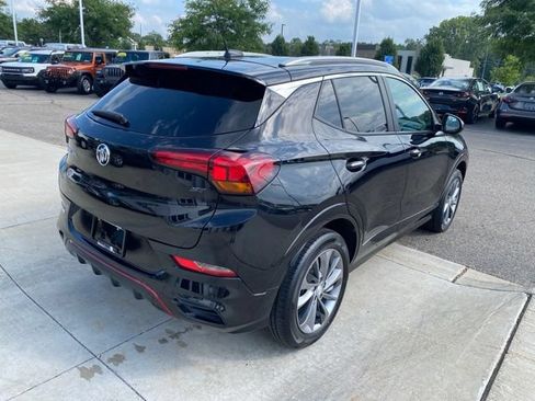 Used 2023 Buick Encore GX Select w/ Sport Touring Package AWD/4WD image 3
