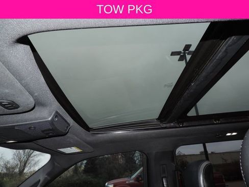 Used 2017 Ford F150 Platinum w/ Equipment Group 701A Luxury image 19