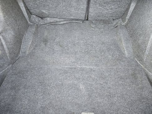 Used 2016 Dodge Challenger R/T image 31