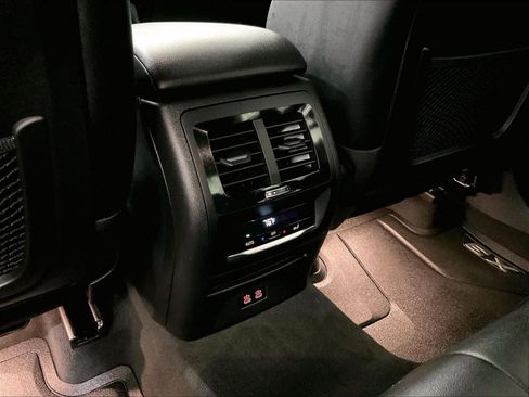 Used 2024 BMW X3 xDrive30i w/ Premium Package image 28