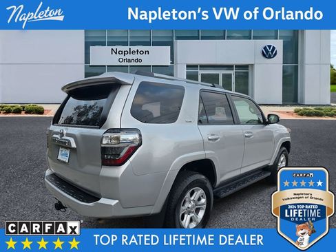 Used 2024 Toyota 4Runner SR5 Premium image 4