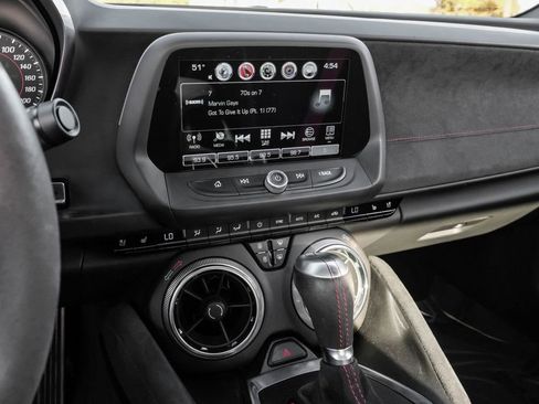 Used 2018 Chevrolet Camaro ZL1 image 26