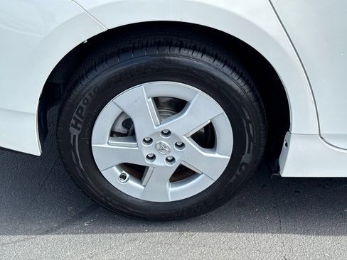 Used 2010 Toyota Prius Two FWD image 14