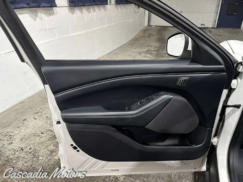 Used 2021 Ford Mustang Mach-E Select w/ Comfort/Technology Package RWD image 21