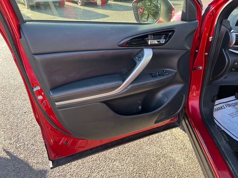 Used 2020 Mitsubishi Eclipse Cross SEL image 13