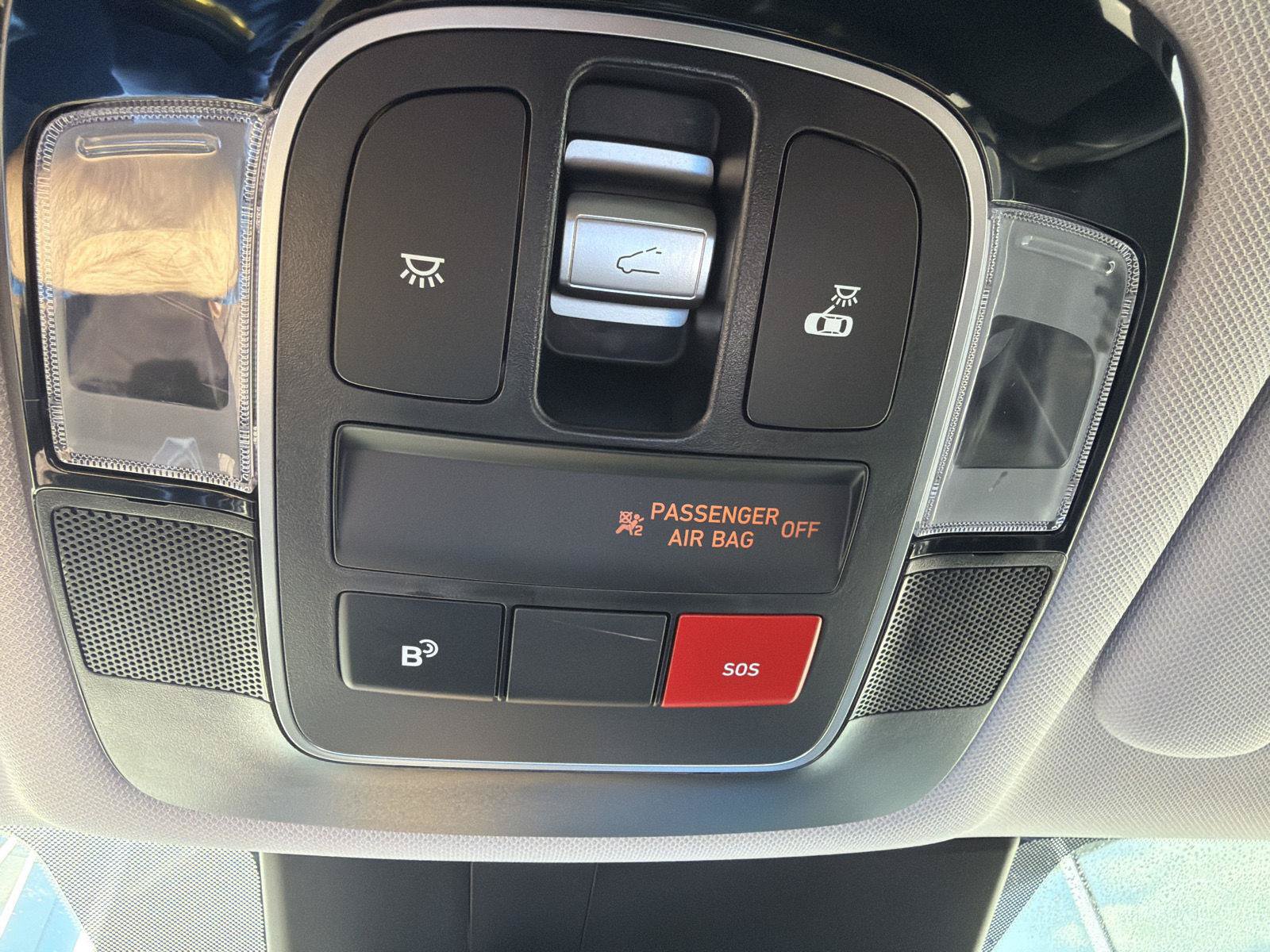 Used 2025 Hyundai Sonata SEL FWD image 24
