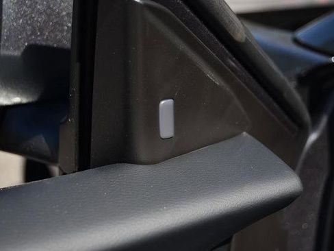 New 2025 Nissan Sentra S image 10