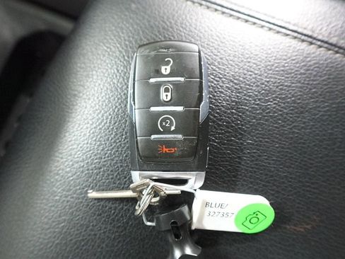 Used 2022 RAM 1500 Big Horn image 32