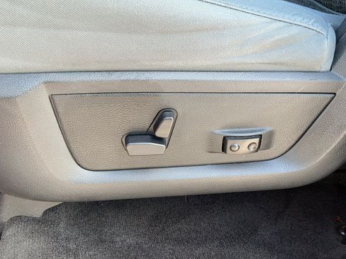 Used 2017 RAM 1500 Lone Star RWD image 19
