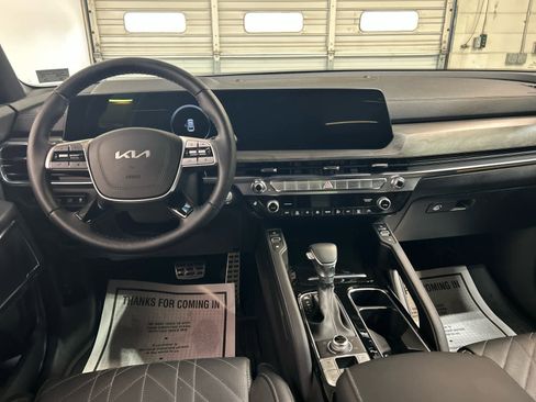 Used 2025 Kia Telluride SX X-Line AWD/4WD image 4