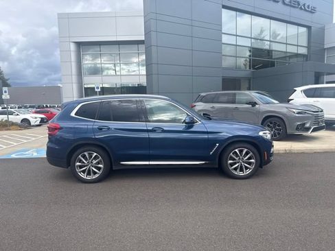Used 2019 BMW X3 xDrive30i w/ Premium Package AWD/4WD image 2