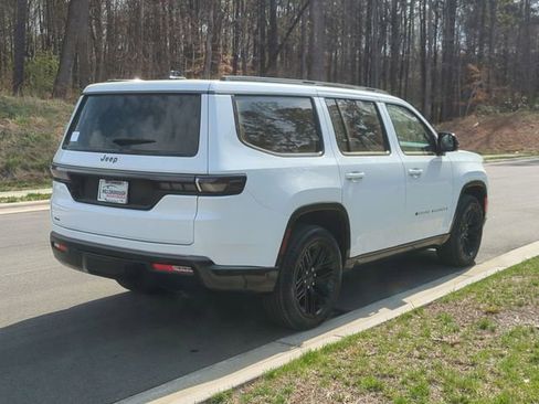 New 2026 Jeep Grand Wagoneer Limited AWD/4WD image 13