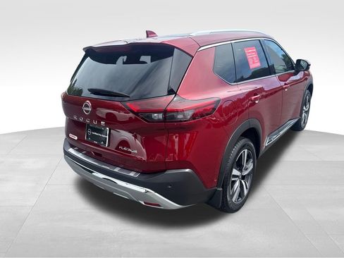 Used 2023 Nissan Rogue Platinum FWD image 6