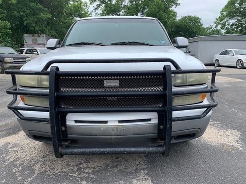Used 2002 Chevrolet Tahoe LT RWD image 8