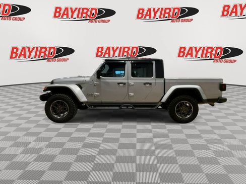 Used 2022 Jeep Gladiator Overland w/ Cold Weather Group AWD/4WD image 5