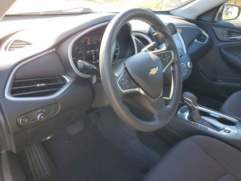 Used 2023 Chevrolet Malibu LT image 14