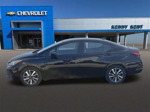 Used 2025 Nissan Versa SV FWD image 26