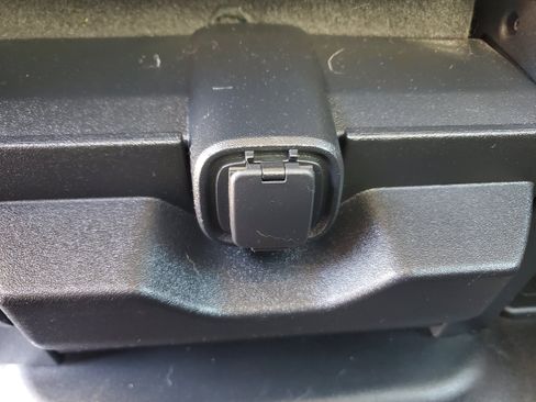 Used 2018 Ford F150 XL w/ Equipment Group 101A Mid RWD image 26