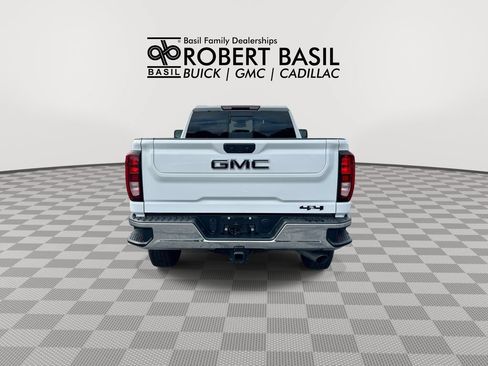Used 2024 GMC Sierra 2500 SLE AWD/4WD image 7