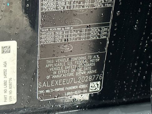 Used 2020 Land Rover Defender 110 X image 29