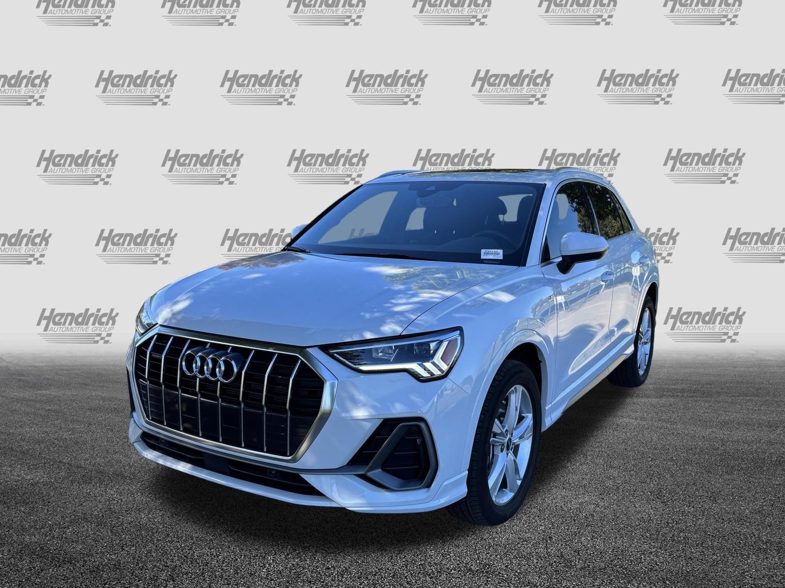 Used 2024 Audi Q3 2.0T Premium AWD/4WD image 6