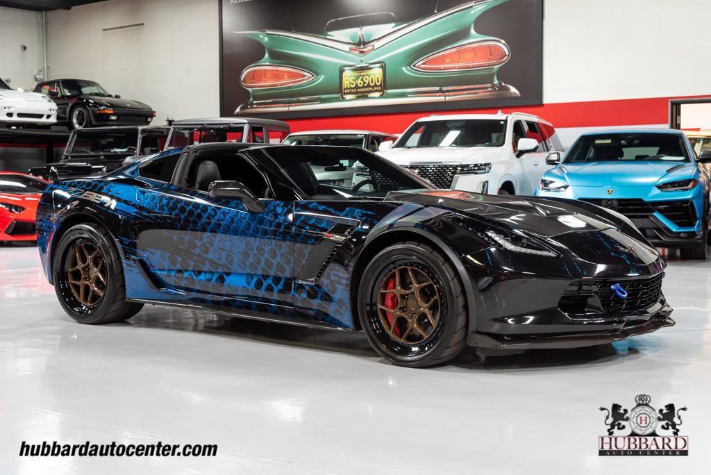 Used 2016 Chevrolet Corvette Z06 w/ 3LZ Preferred Equipment Group RWD image 11