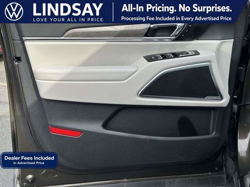 Used 2021 Kia Telluride SX w/ SX Prestige Package AWD/4WD image 9