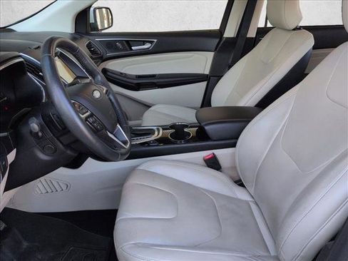 Used 2016 Ford Edge Titanium w/ Equipment Group 301A image 15