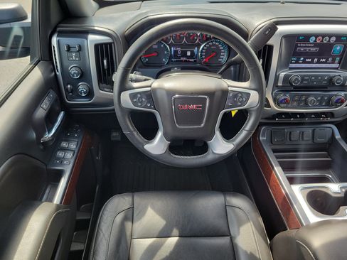 Used 2018 GMC Sierra 1500 SLT w/ SLT Premium Package AWD/4WD image 10