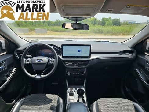 Used 2023 Ford Escape SE FWD image 19