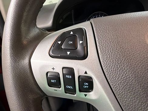 Used 2013 Ford Edge Limited AWD/4WD image 17