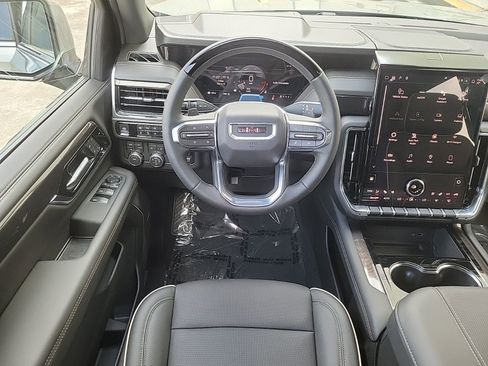 New 2026 GMC Yukon Elevation w/ Elevation Premium Package image 14