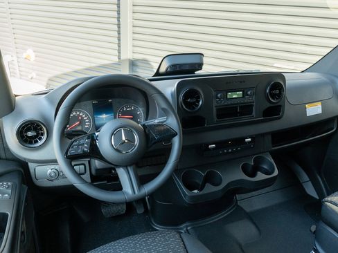 New 2026 Mercedes-Benz Sprinter 2500 image 14