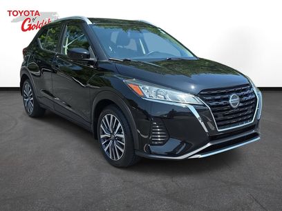 Used 2021 Nissan Kicks SV