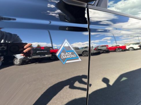 Used 2024 Ford Bronco Black Diamond AWD/4WD image 45