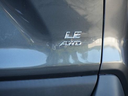 Used 2024 Toyota RAV4 LE AWD/4WD image 11