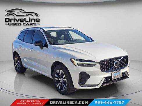 Used 2025 Volvo XC60 B5 Core image 9