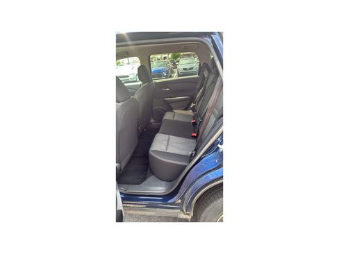 Used 2025 Nissan Rogue SV FWD image 11