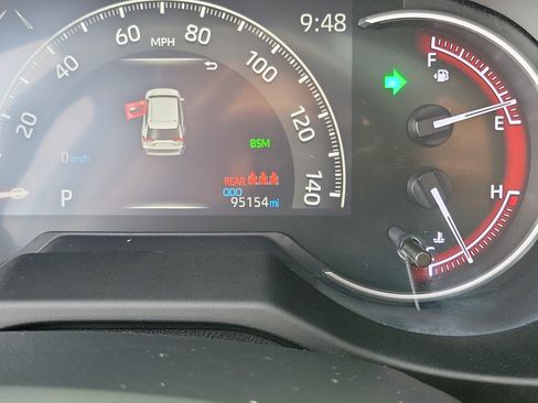 Used 2021 Toyota RAV4 Limited AWD/4WD image 25