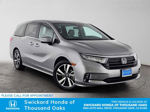 Used 2023 Honda Odyssey Touring image 1