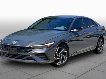 Used 2025 Hyundai Elantra Sport