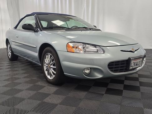 Used 2003 Chrysler Sebring Limited image 7