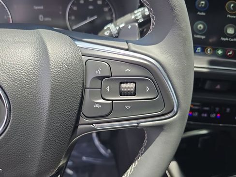 Certified 2022 Buick Envision Preferred FWD image 25
