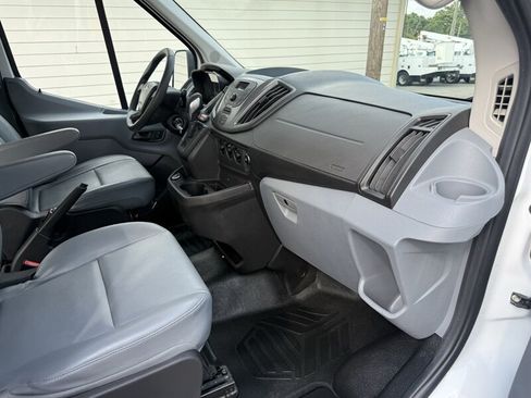 Used 2019 Ford Transit 150 XL RWD image 23