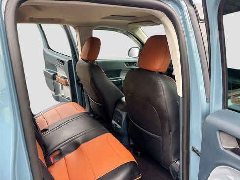 Used 2022 Ford Maverick Lariat w/ Lariat Luxury Package FWD image 25