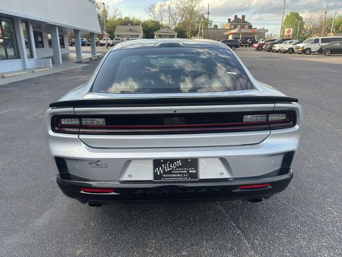 New 2026 Dodge Charger R/T AWD/4WD image 8