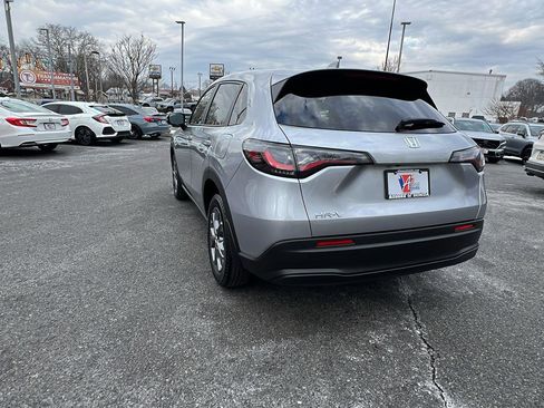 New 2026 Honda HR-V LX image 6