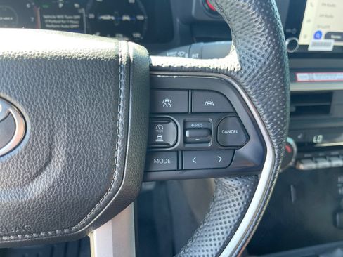 Used 2024 Toyota Tacoma TRD Off-Road AWD/4WD image 26