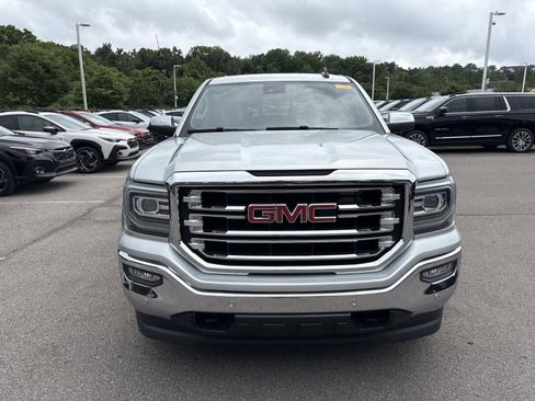 Used 2018 GMC Sierra 1500 SLT AWD/4WD image 2